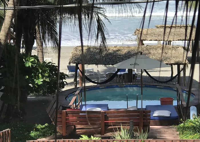 Casa De Las Olas Surf & Beach Club