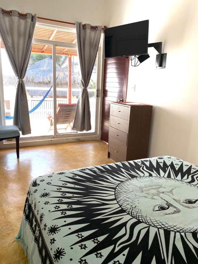 Casa De Olas Surf & Club